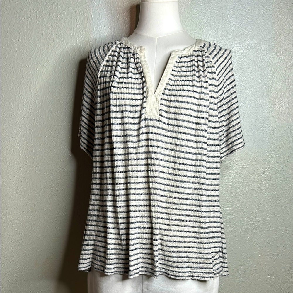 Lucky Brand Drop Needle Navy & Oatmeal Striped Viscose / Linen Knit Blouse Top L